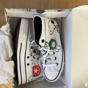 converse chuck taylor all star peanuts snoopy and woodstock
